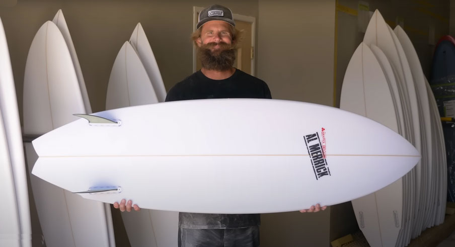 5 Surfboard twin fin da provare nel 2022